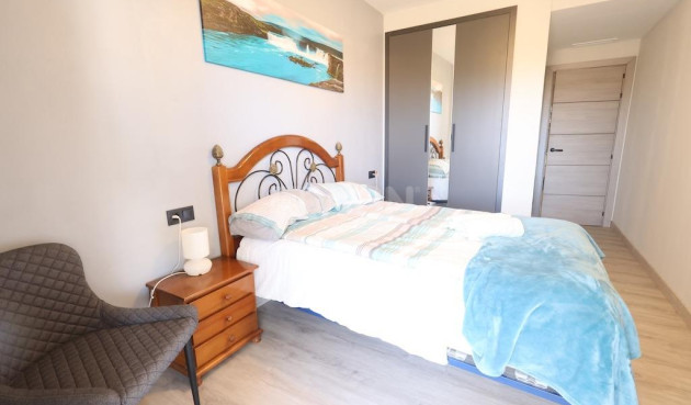 Odsprzedaż - Mieszkanie w bloku - Orihuela Costa - Costa Blanca