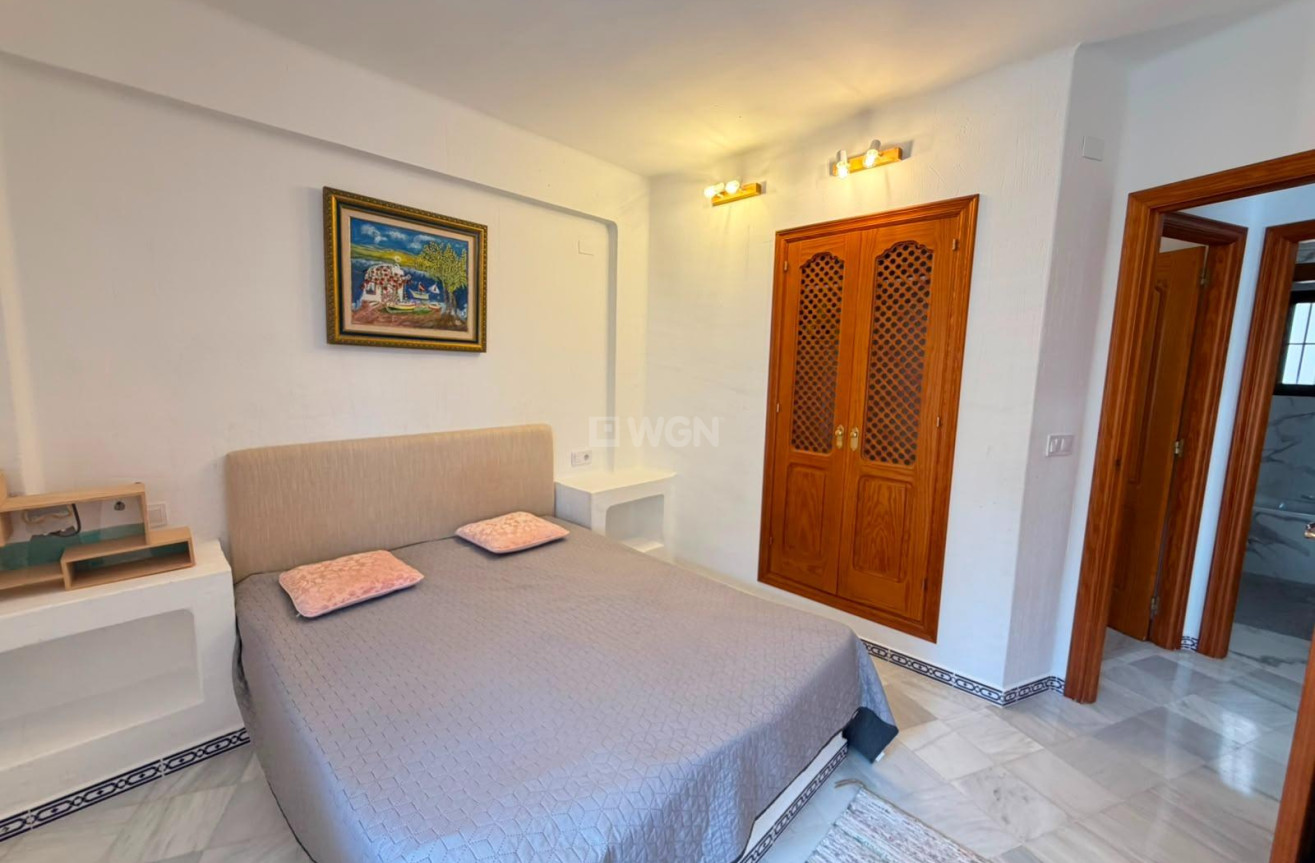 Odsprzedaż - Mieszkanie w bloku - Torrevieja - Aldea Del Mar