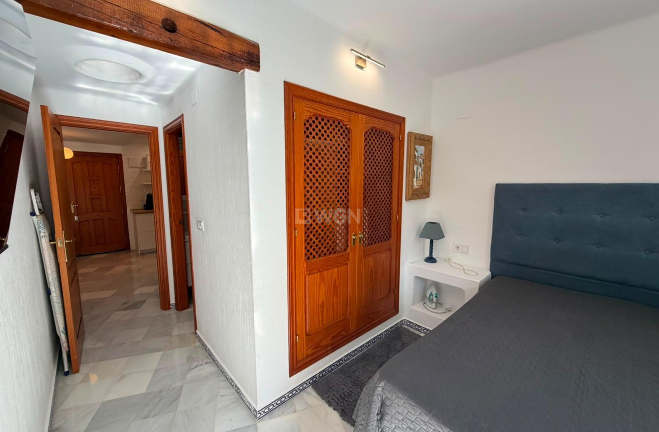 Odsprzedaż - Mieszkanie w bloku - Torrevieja - Aldea Del Mar