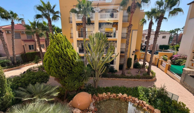 Odsprzedaż - Mieszkanie w bloku - Torrevieja - Aldea Del Mar