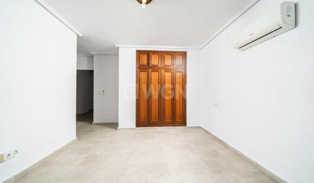 Odsprzedaż - Villa - Los Balcones - Costa Blanca