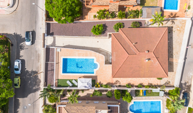 Odsprzedaż - Villa - Los Balcones - Costa Blanca