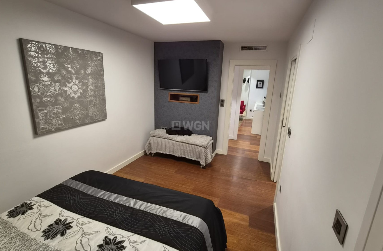 Odsprzedaż - Mieszkanie w bloku - Torrevieja - Costa Blanca