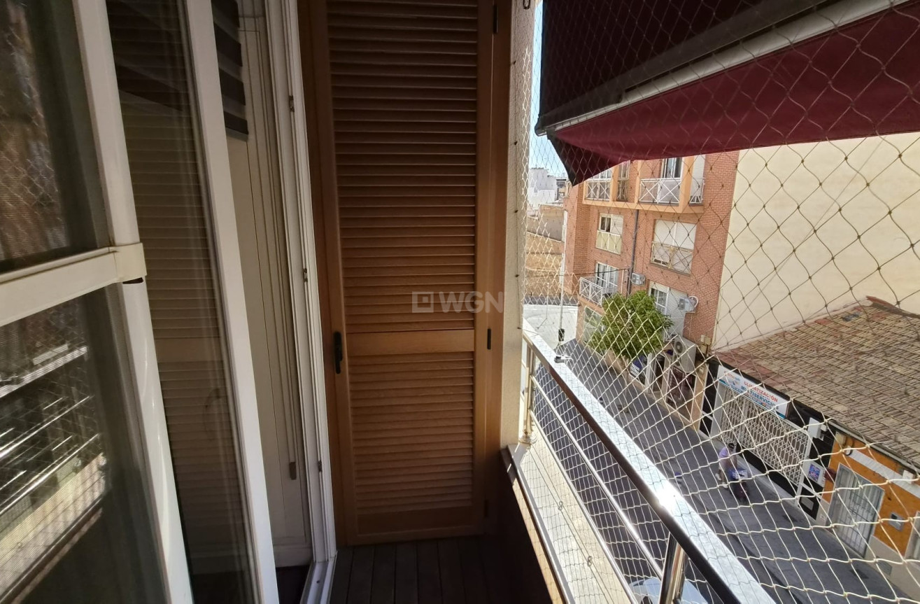 Odsprzedaż - Mieszkanie w bloku - Torrevieja - Costa Blanca