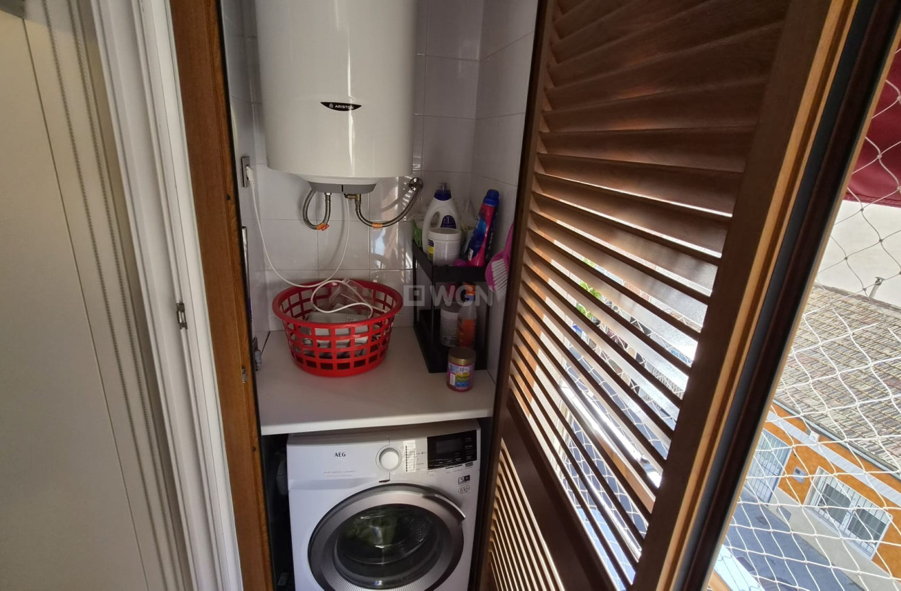 Odsprzedaż - Mieszkanie w bloku - Torrevieja - Costa Blanca