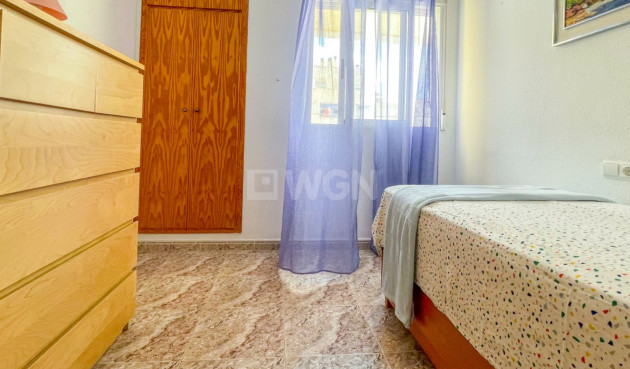 Odsprzedaż - Mieszkanie w bloku - Torrevieja - Costa Blanca