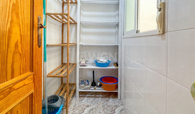 Odsprzedaż - Mieszkanie w bloku - Torrevieja - Costa Blanca