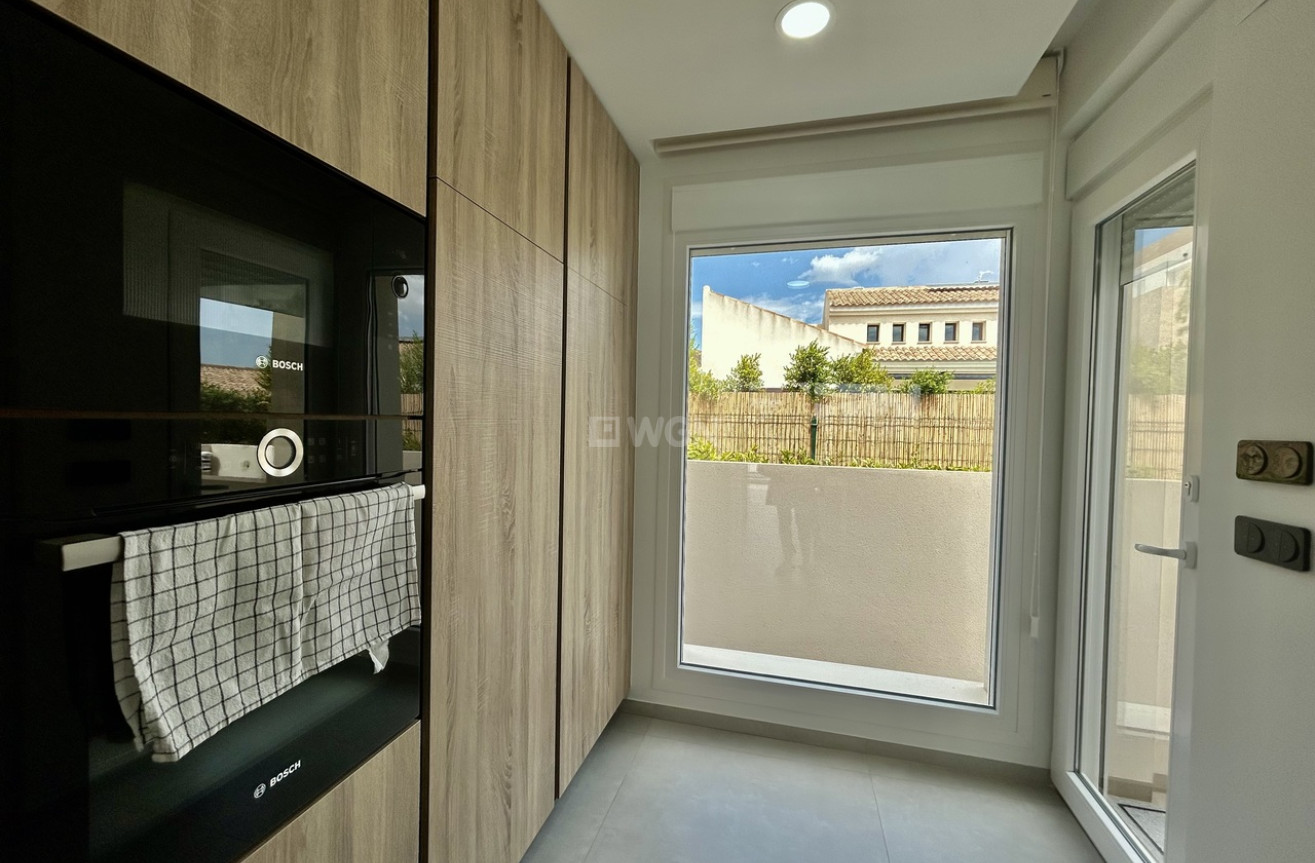 Odsprzedaż - Villa - La Finca Golf Resort - Inland