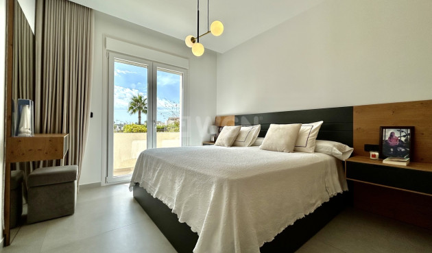 Odsprzedaż - Villa - La Finca Golf Resort - Inland