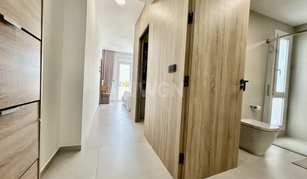 Odsprzedaż - Villa - La Finca Golf Resort - Inland