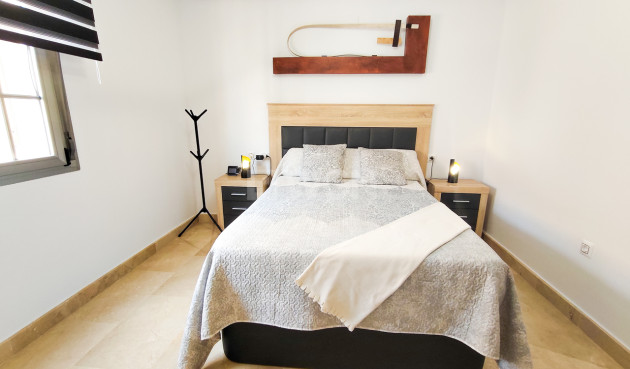 Odsprzedaż - Mieszkanie w bloku - Torrevieja - Costa Blanca