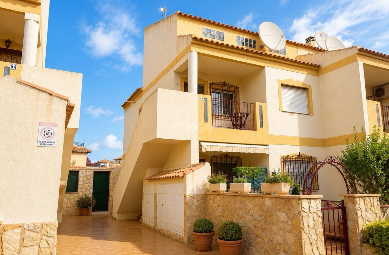 Odsprzedaż - Mieszkanie w bloku - La Zenia - Costa Blanca