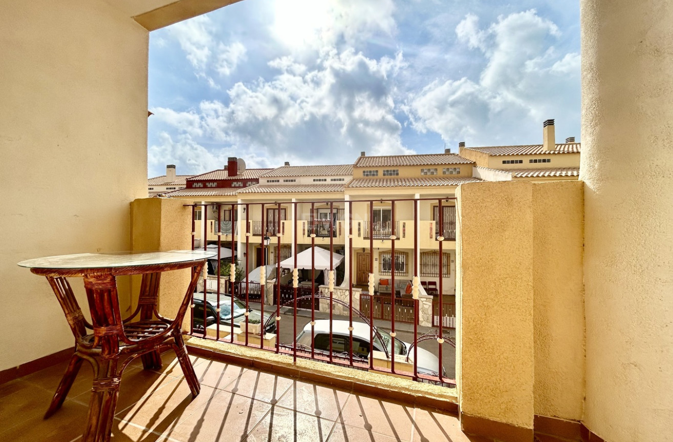 Odsprzedaż - Mieszkanie w bloku - La Zenia - Costa Blanca