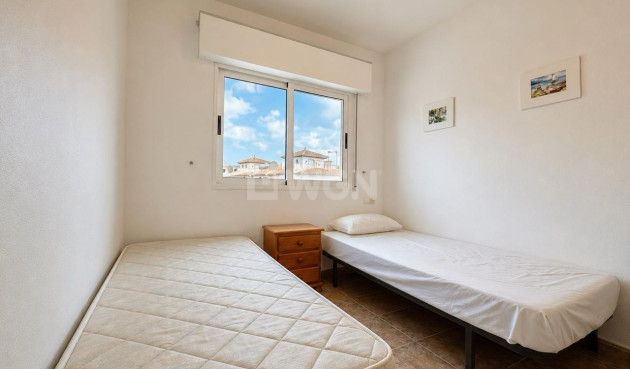 Odsprzedaż - Mieszkanie w bloku - La Zenia - Costa Blanca