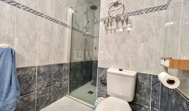 Odsprzedaż - Mieszkanie w bloku - La Zenia - Costa Blanca