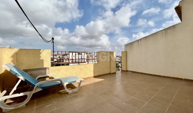 Odsprzedaż - Mieszkanie w bloku - La Zenia - Costa Blanca