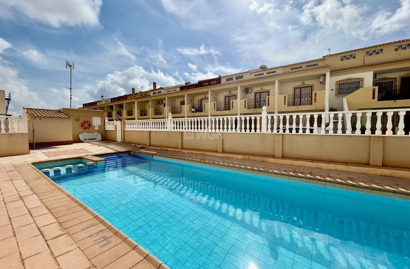 Odsprzedaż - Mieszkanie w bloku - La Zenia - Costa Blanca