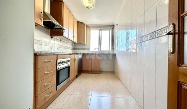 Odsprzedaż - Mieszkanie w bloku - Torrevieja - Costa Blanca