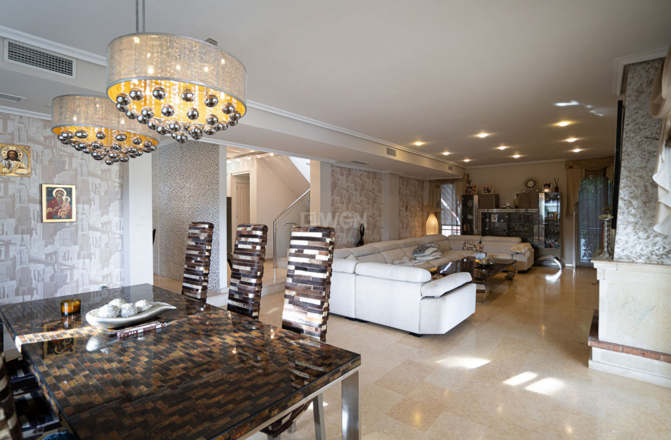 Odsprzedaż - Villa - La Mata - Costa Blanca