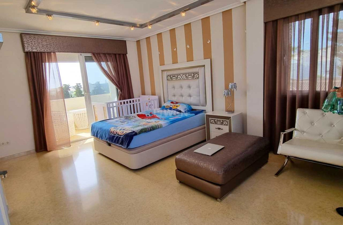 Odsprzedaż - Villa - La Mata - Costa Blanca