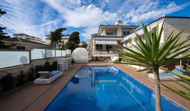 Odsprzedaż - Villa - La Mata - Costa Blanca
