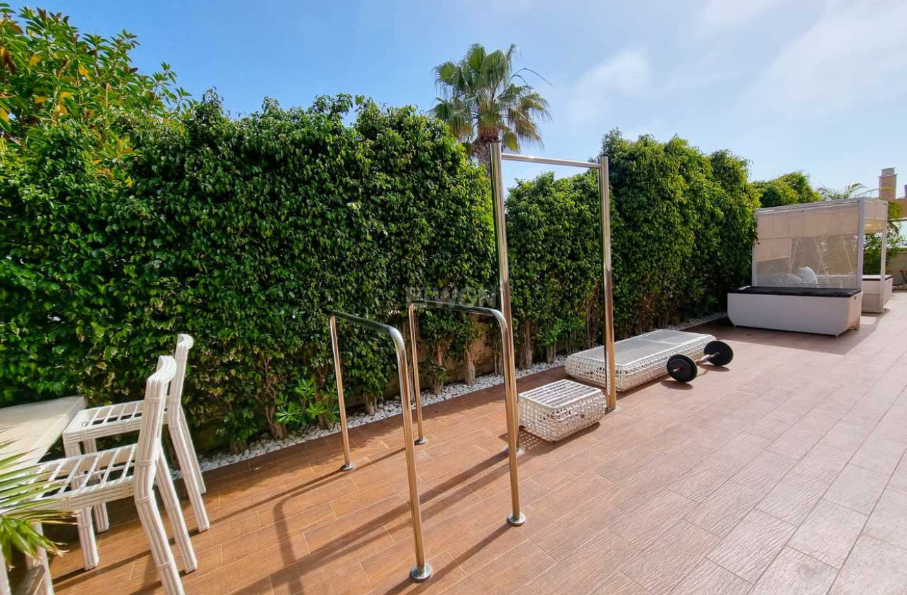 Odsprzedaż - Villa - La Mata - Costa Blanca