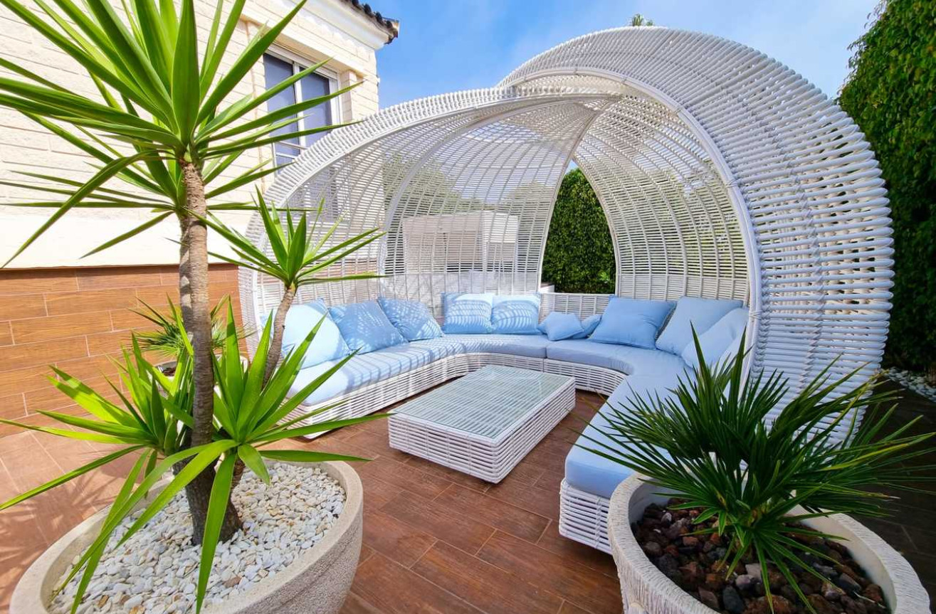 Odsprzedaż - Villa - La Mata - Costa Blanca