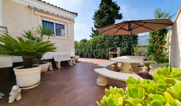 Odsprzedaż - Villa - La Mata - Costa Blanca