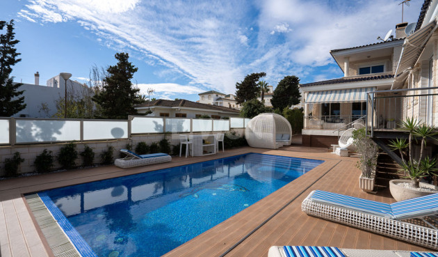 Odsprzedaż - Villa - La Mata - Costa Blanca