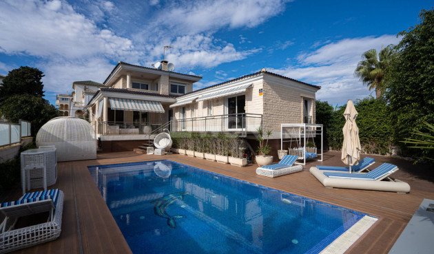 Odsprzedaż - Villa - La Mata - Costa Blanca