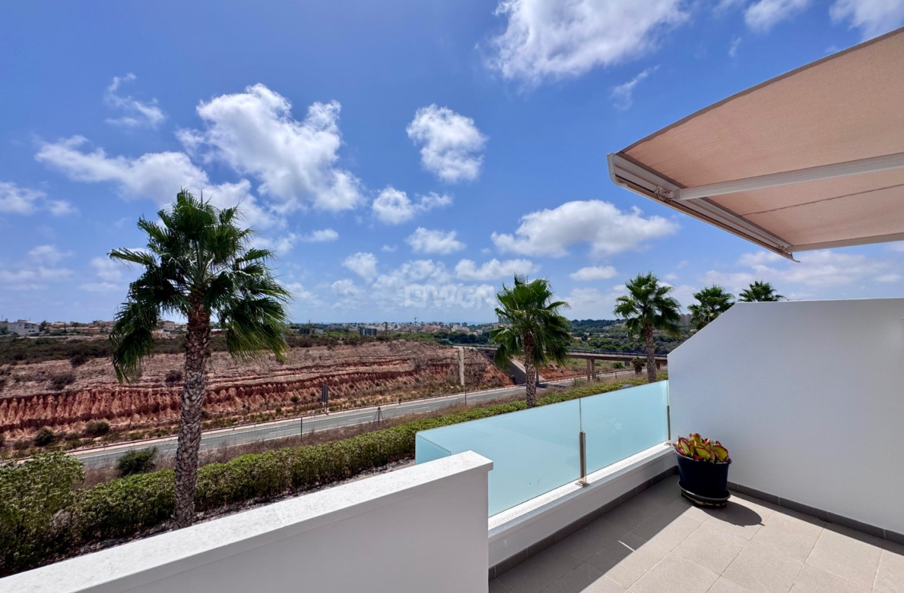 Odsprzedaż - Kamienica - Cabo Roig - Costa Blanca