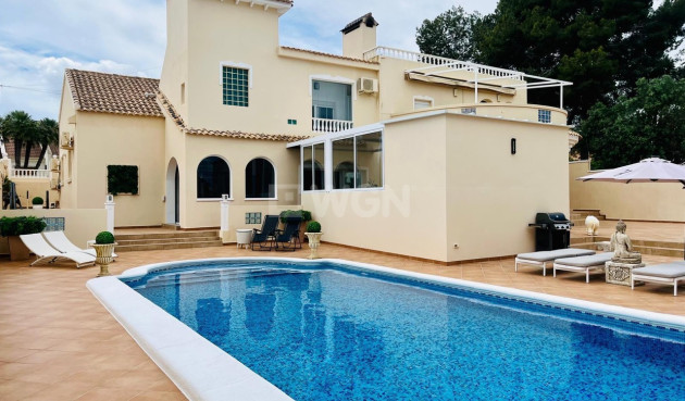 Odsprzedaż - Villa - San Miguel de Salinas - Inland
