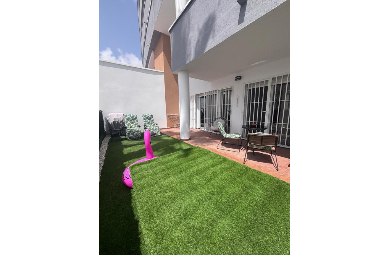 Odsprzedaż - Mieszkanie w bloku - Villamartin - Costa Blanca
