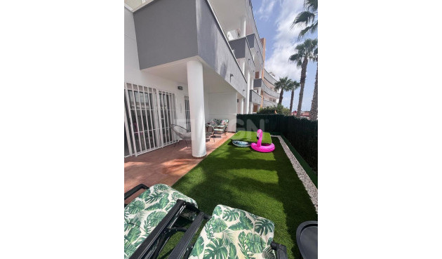 Odsprzedaż - Mieszkanie w bloku - Villamartin - Costa Blanca