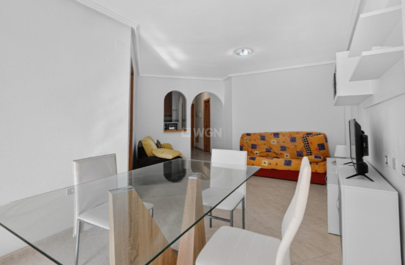 Odsprzedaż - Mieszkanie w bloku - Torrevieja - Costa Blanca