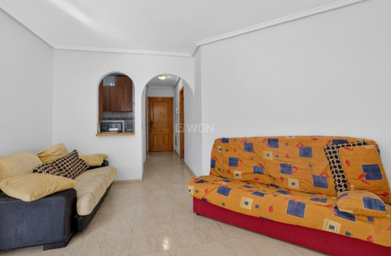 Odsprzedaż - Mieszkanie w bloku - Torrevieja - Costa Blanca