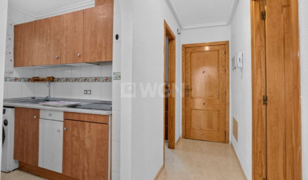 Odsprzedaż - Mieszkanie w bloku - Torrevieja - Costa Blanca