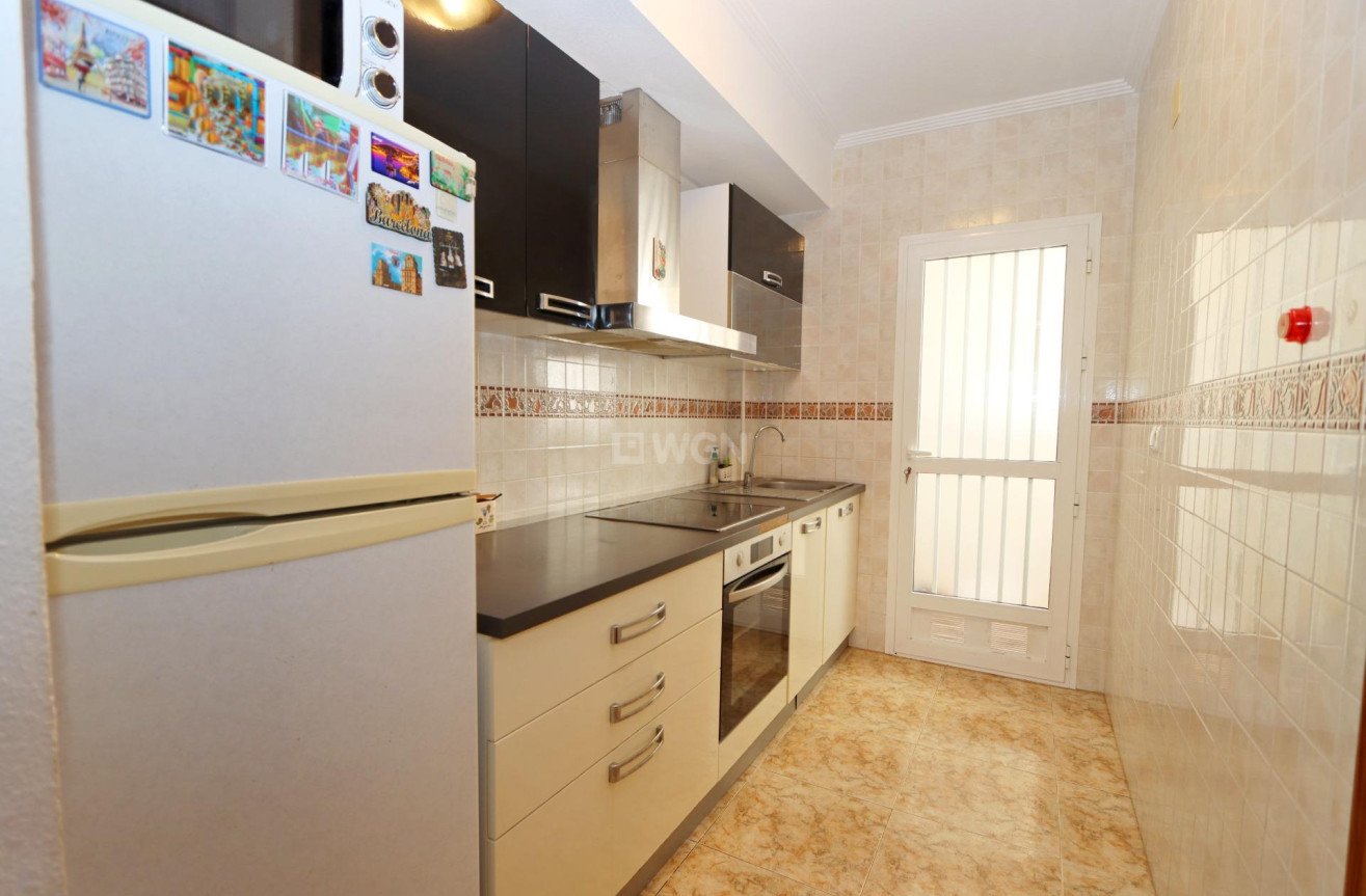 Odsprzedaż - Mieszkanie w bloku - Orihuela Costa - Costa Blanca