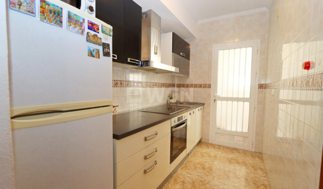 Odsprzedaż - Mieszkanie w bloku - Orihuela Costa - Costa Blanca