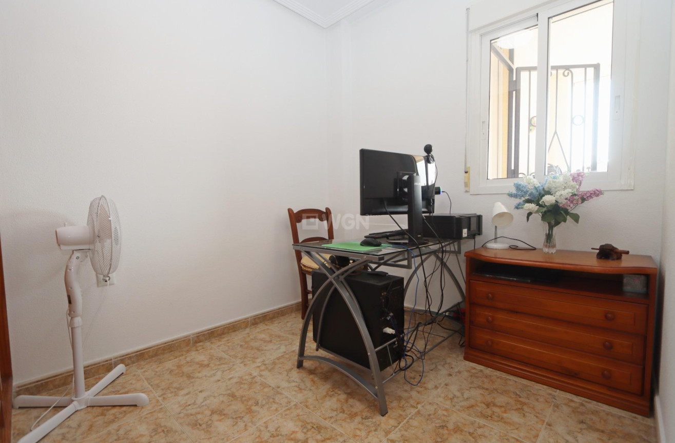 Odsprzedaż - Mieszkanie w bloku - Orihuela Costa - Costa Blanca