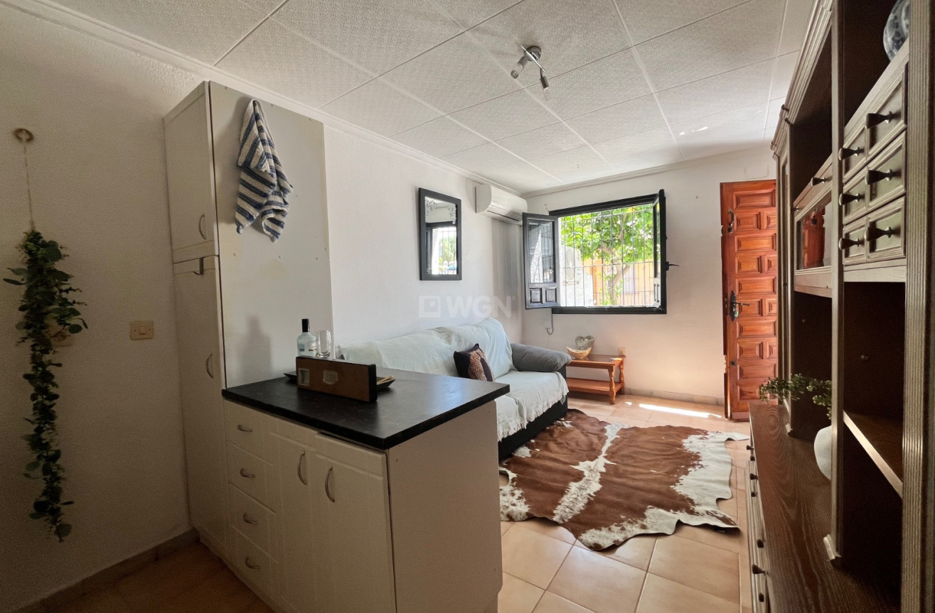 Odsprzedaż - Villa - San Fulgencio - Costa Blanca