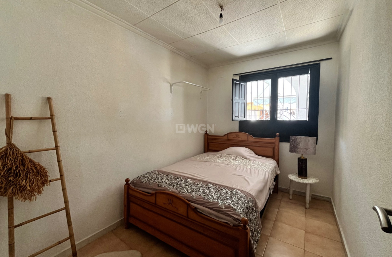 Odsprzedaż - Villa - San Fulgencio - Costa Blanca
