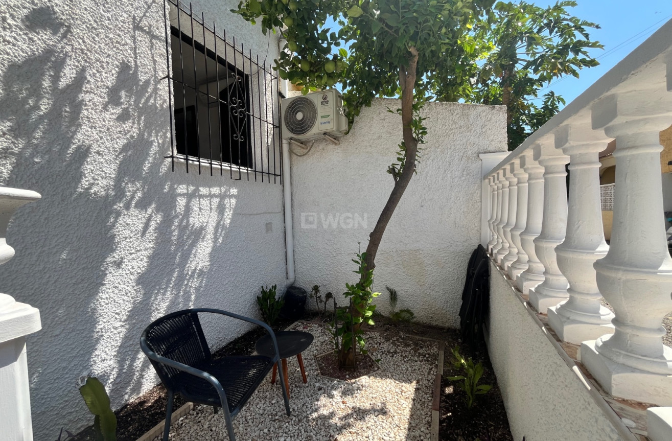 Odsprzedaż - Villa - San Fulgencio - Costa Blanca