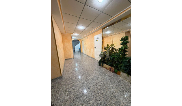 Reventa - Apartamento / piso - Torrevieja - Estacion De Autobuses