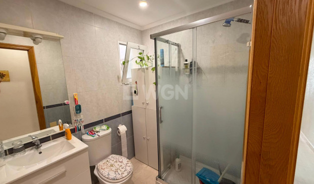 Reventa - Apartamento / piso - Torrevieja - Estacion De Autobuses