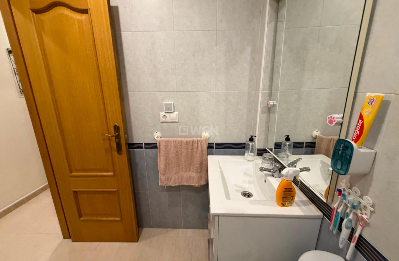 Reventa - Apartamento / piso - Torrevieja - Estacion De Autobuses