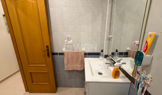 Reventa - Apartamento / piso - Torrevieja - Estacion De Autobuses