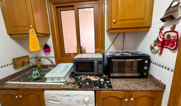 Reventa - Apartamento / piso - Torrevieja - Estacion De Autobuses