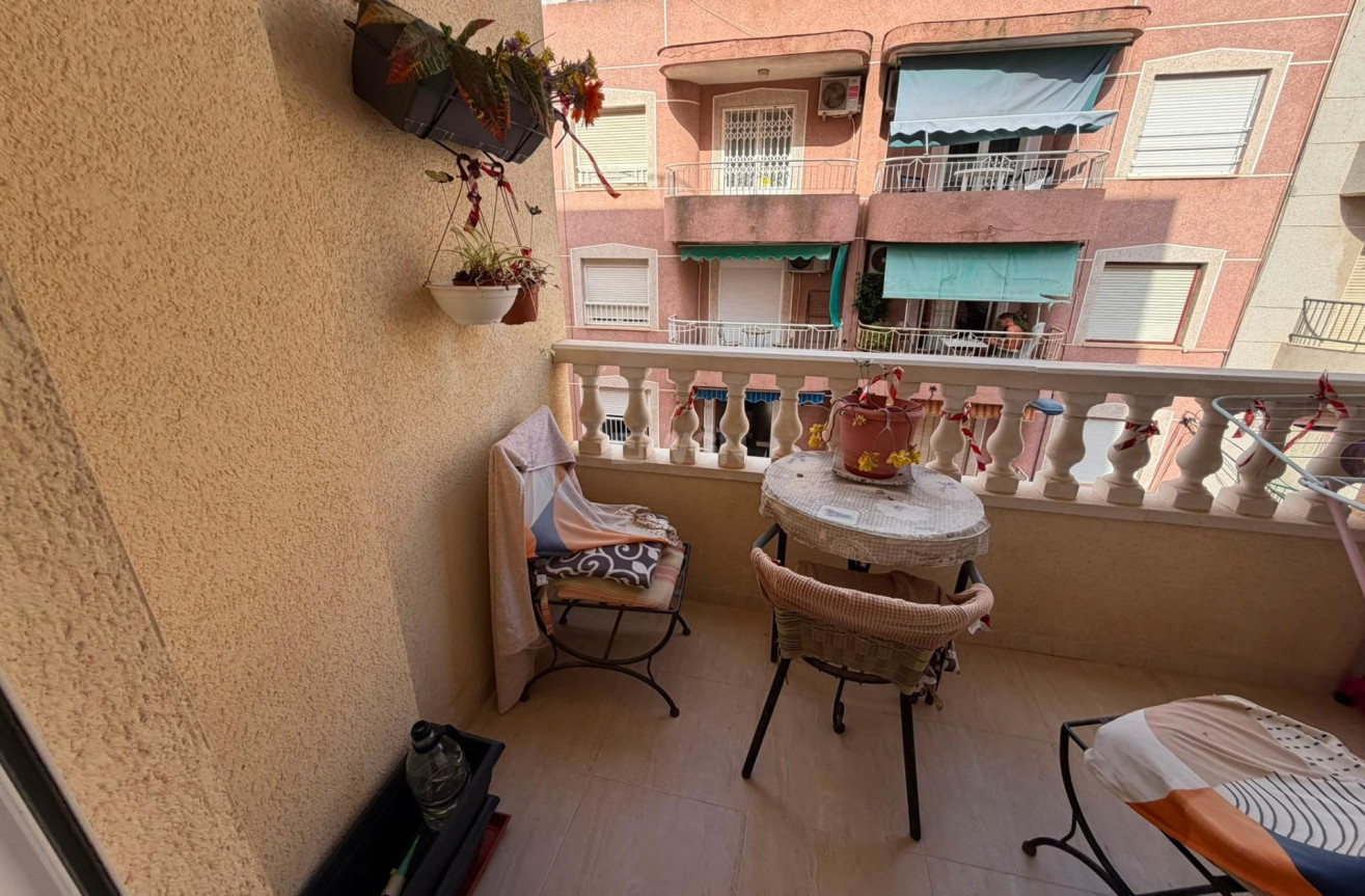 Reventa - Apartamento / piso - Torrevieja - Estacion De Autobuses