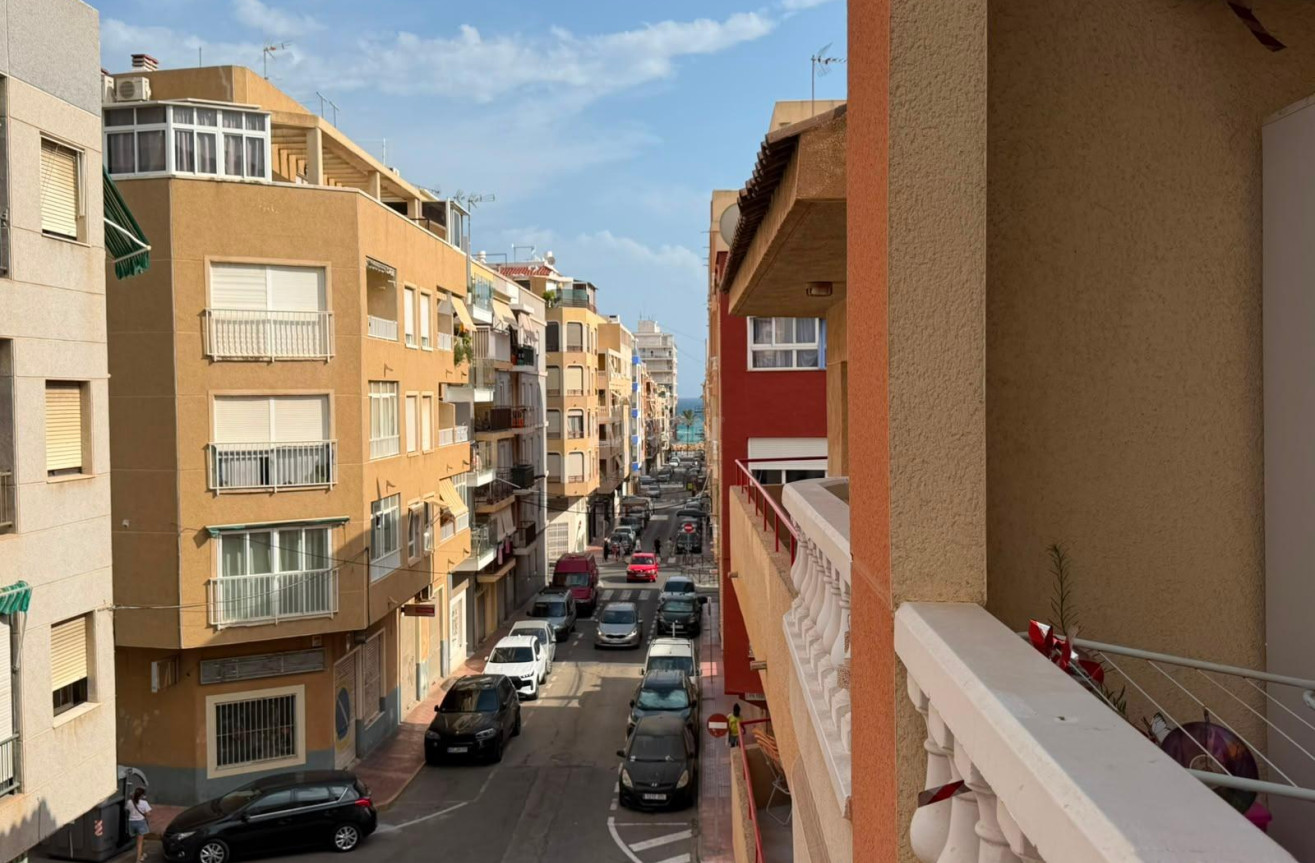 Reventa - Apartamento / piso - Torrevieja - Estacion De Autobuses
